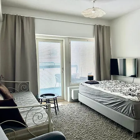 Apartment Rauhallinen Isolla Parvekkeella *